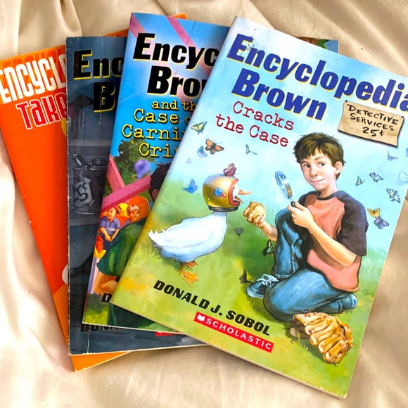 Encyclopedia Brown Chapter Books - Picture 1 of 10